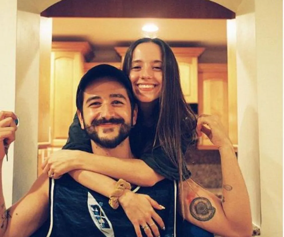 Evaluna Montaner y Camilo lo volvieron a hacer: la tierna postal navideña que derritió a todos de amor