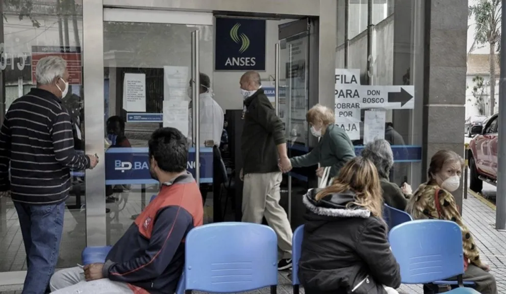 Jubilados y pensionados. Fuente: (Twitter)