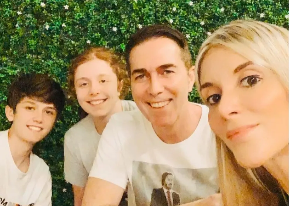 Rodolfo Barili y su familia. Fuente (Instagram)