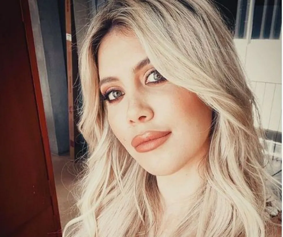 Wanda Nara volvió a posar junto a su hermana Zaira y alborotó todo