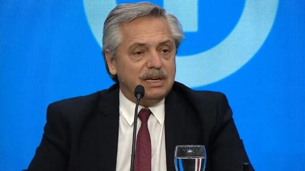 Alberto Fernández dijo que se considera "populista" por pensar en el que menos tiene