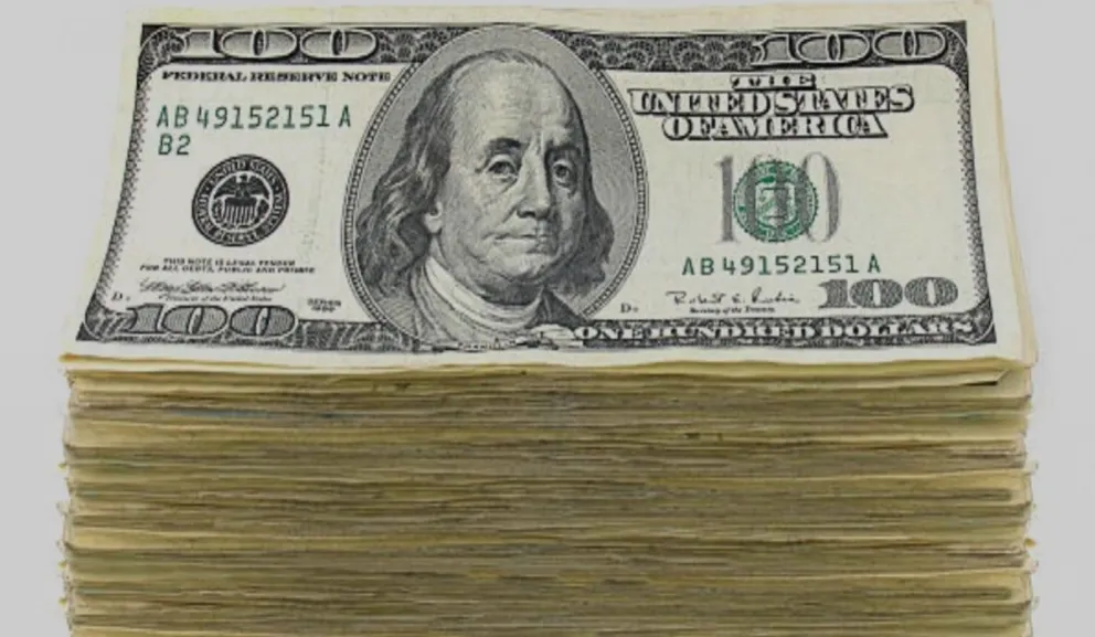 Dólar. Fuente: (Twitter)