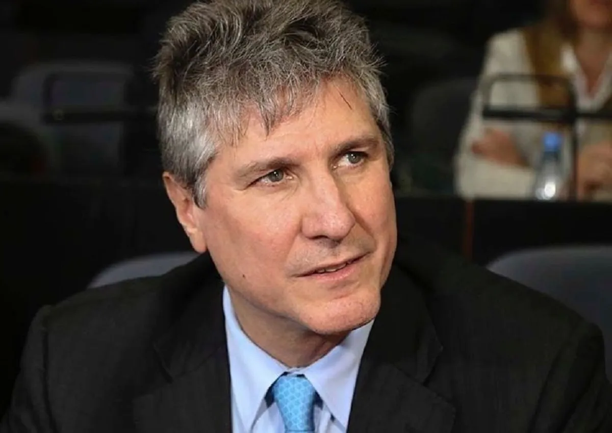 AMADO BOUDOU