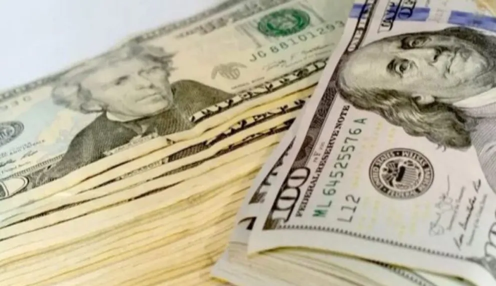 Dólar. Fuente: (Twitter)