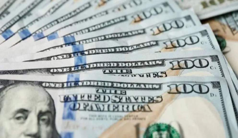 El dólar blue quedó a unos $291 para la venta 