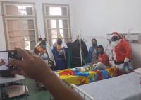 [HAY VIDEO] Los Reyes Magos visitaron un hospital del interior salteño y llevaron regalos para todos los niños