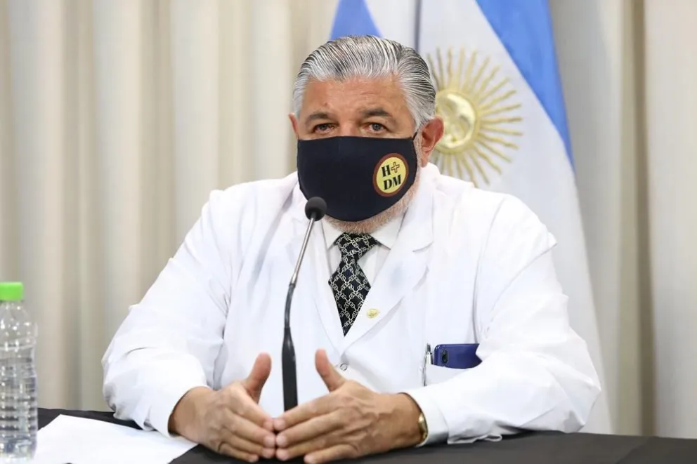 El ministro de Salud y el COE analizan cuáles serán las próximas restricciones