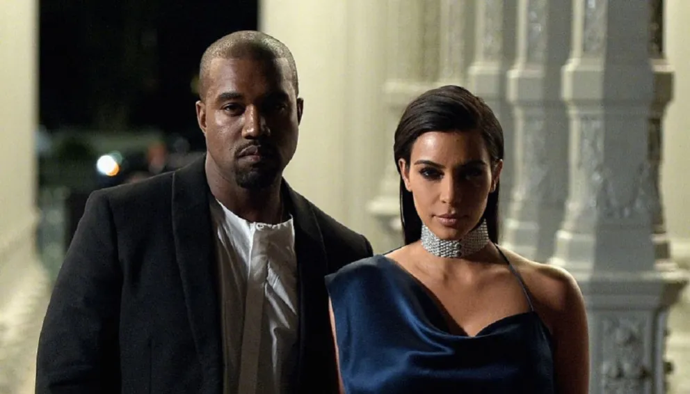 Kanye West y Kim Kardashian. Fuente (Twitter)