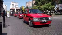 Foto: Taxis. Fuente: Twitter