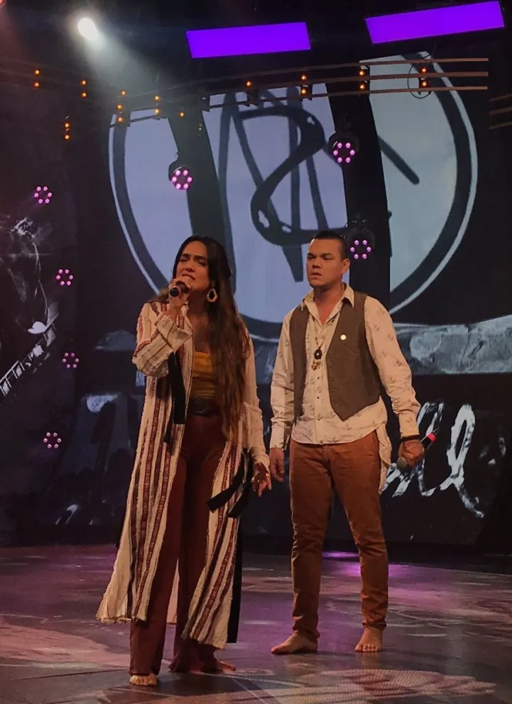 Ángela Leiva y Brian Lanzelotta se lucieron en la pista del Cantando 2020