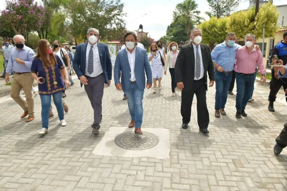 Gustavo Sáenz visitó el interior e inauguró obras: "Estoy en contacto con la gente, ellos plantean sus necesidades"