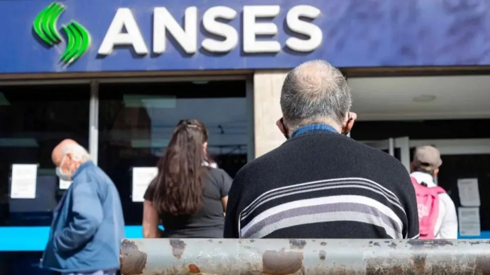 Mirá el calendario completo de pagos de AUE, AUH, Jubilados y Pensionados para lo que queda de enero
