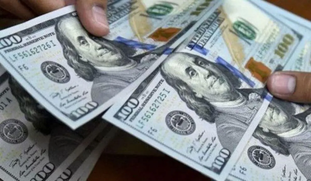 Así cotiza el dólar blue hoy 18 de enero 