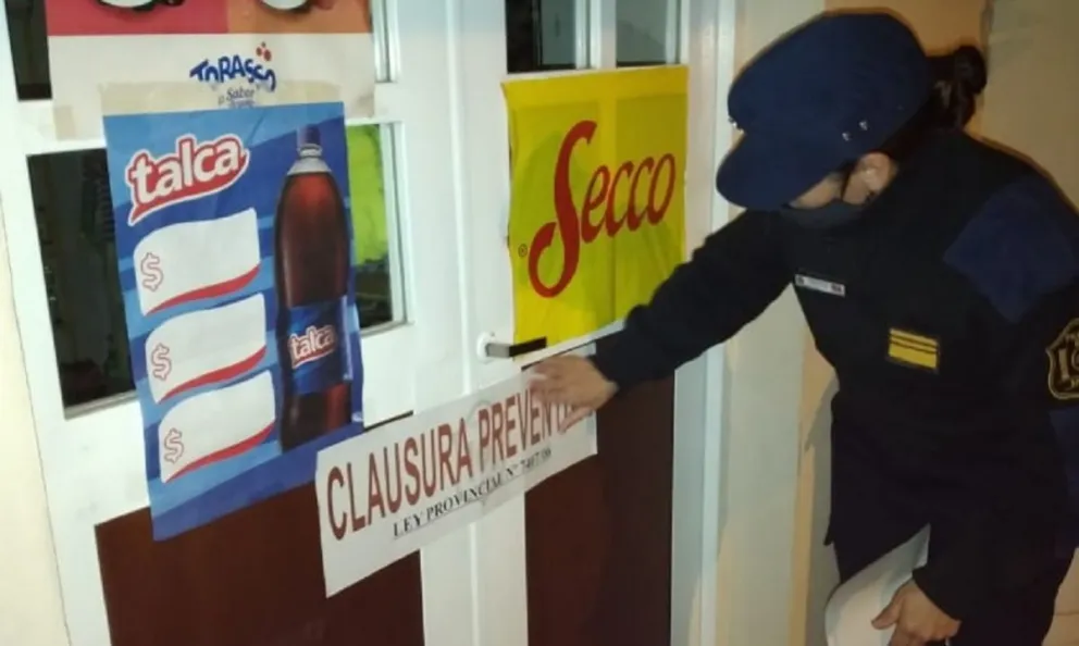 No entienden nada: desbaratan una fiesta clandestina y multan a más de 100 salteños por no usar barbijo