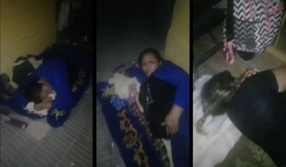 Durmiendo en la calle: así esperan en Santiago del Estero una cama en el hospital