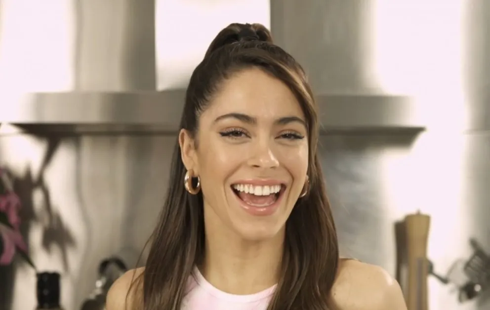 Tini Stoessel compartió un emotivo mensaje con sorpresa incluida para sus fans