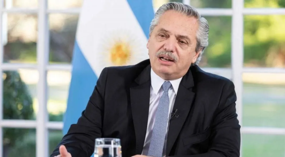 Alberto Fernández firmó un decreto para tratar en el Congreso la suspensión de las PASO
