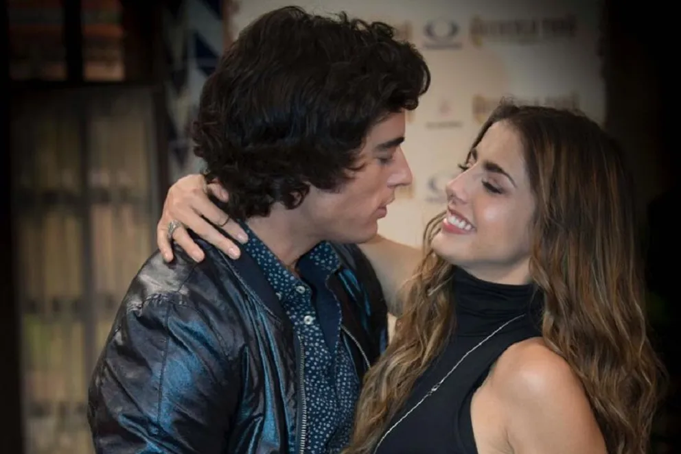 Michelle Renaud y Danilo Carrera sorprendieron a sus fans