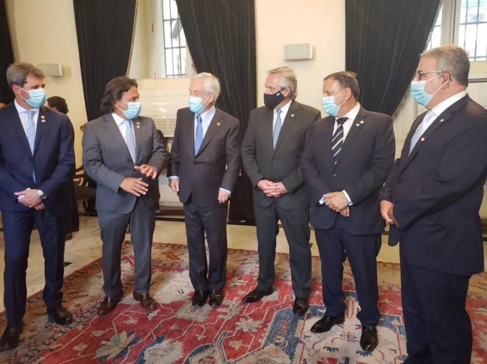 "Fortalecer la relación bilateral", el objetivo de Sáenz y Fernández durante la visita oficial a Chile