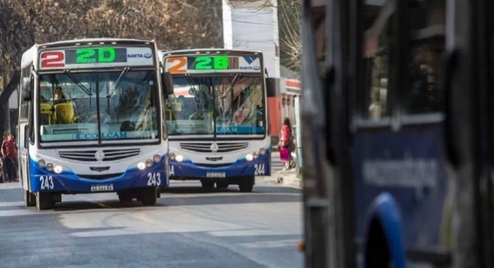 |URGENTE| Vuelta a clases en Salta: de 7 a 8:30 los colectivos serán de uso exclusivo para alumnos, docentes y esenciales