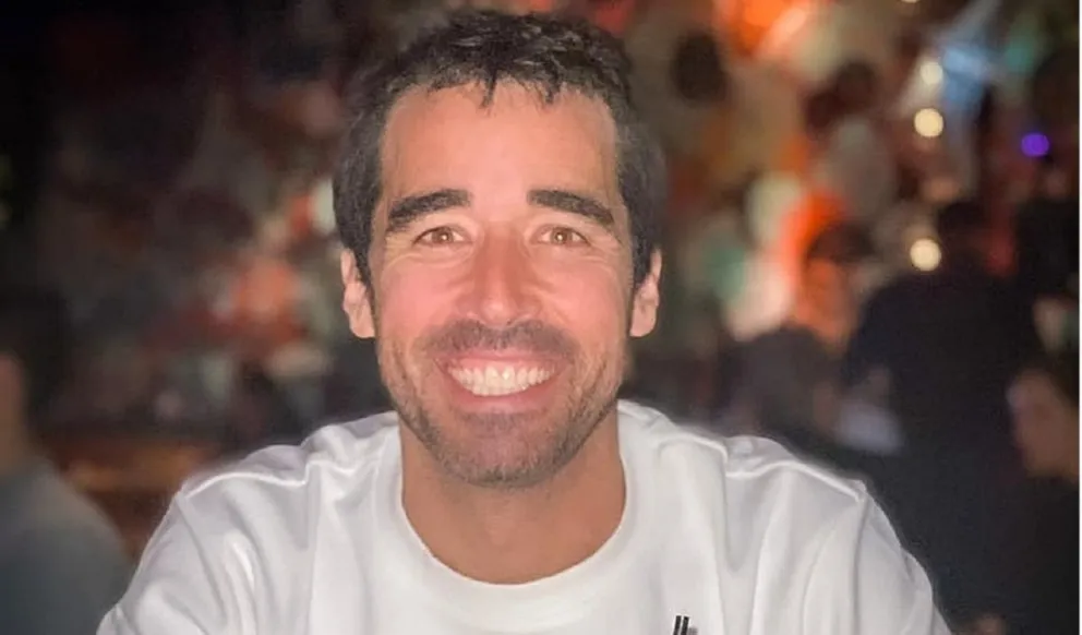 Nacho Viale no pudo cargarle nafta a su moto y estalló de furia