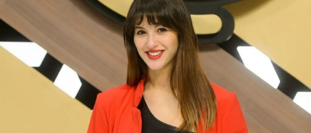 Flor Vigna en corpiño y con una atrevida pose prendió fuego a todo e hizo un importante anuncio
