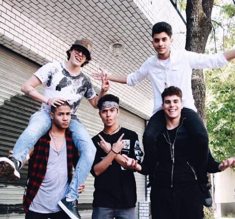 Ya Llega “deja Vu” El Nuevo álbum De Cnco Y Sus Fans Revolucionan Todo Voces Criticas Salta