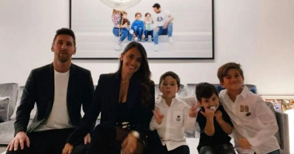 Antonela Roccuzzo reapareció junto a su esposo Leo Messi en unas postales que derritieron de amor a todos