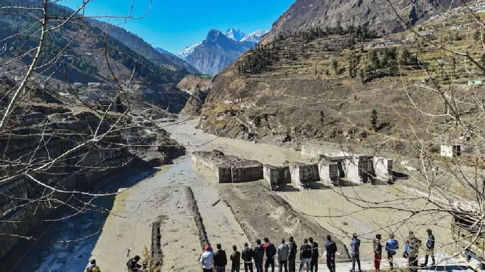 Otra tragedia azota al mundo: 26 muertos en India tras la rotura de un glaciar del Himalaya