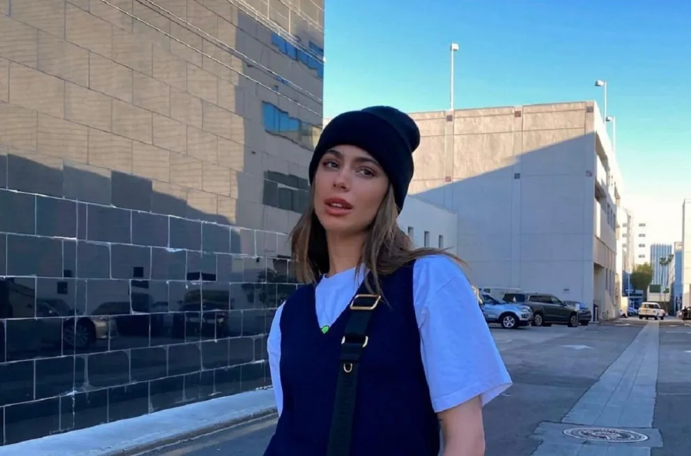 ¿Se viene otra colaboración? Tini Stoessel muy divertida en el estudio de grabación junto a dos artistas y alertó a todos
