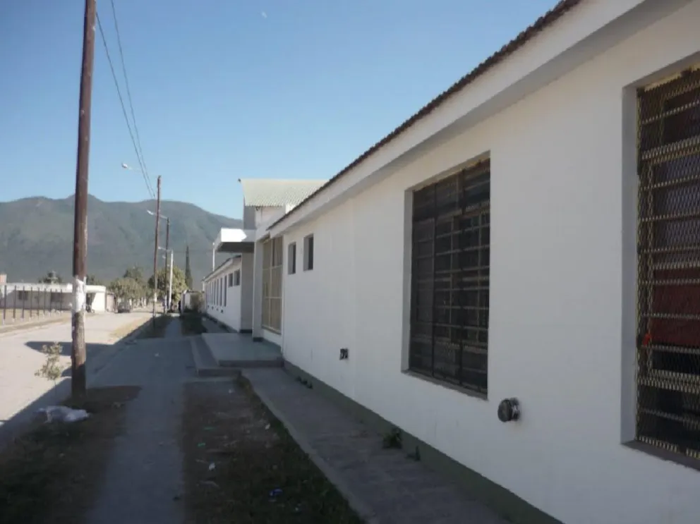 Ratas oportunistas robaron por segunda vez una escuelita de Salta: no dejaron ni los ventiladores