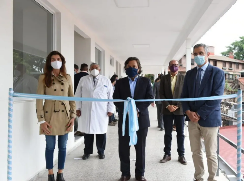 Gustavo Sáenz inauguró un nuevo edificio de servicios generales en el Hospital Oñativia