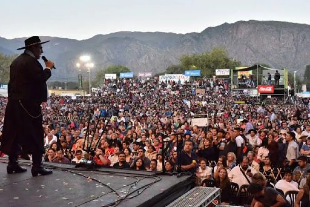 Al final ¡Sí se realizará la Serenata a Cafayate!