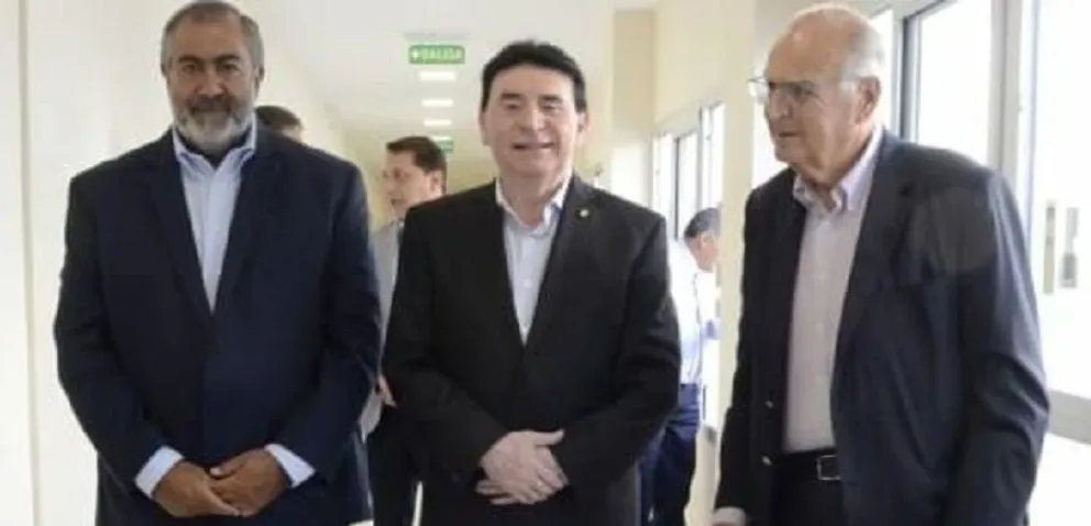 ATSa exige la llegada de vacunas para el personal de sanatorios y clínicas privadas