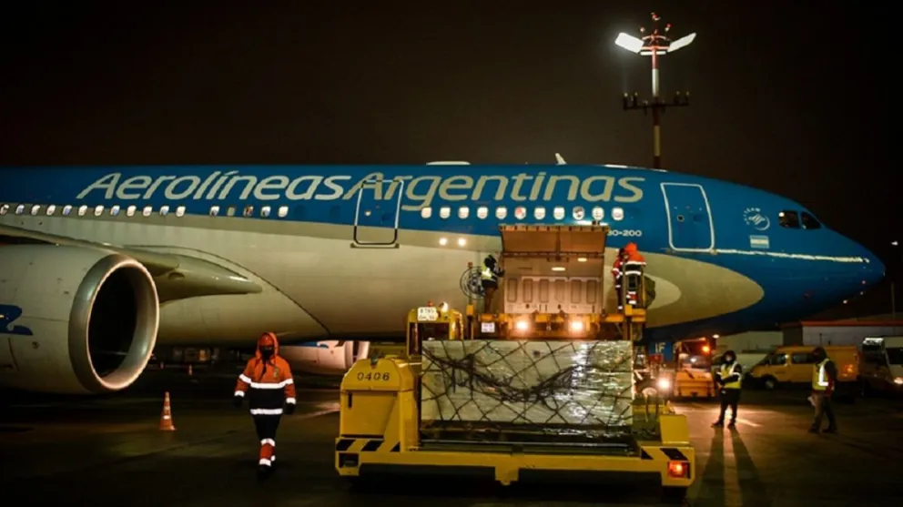 Partió de Moscú el vuelo con 400 mil dosis de Sputnik V y llegará esta tarde a la Argentina