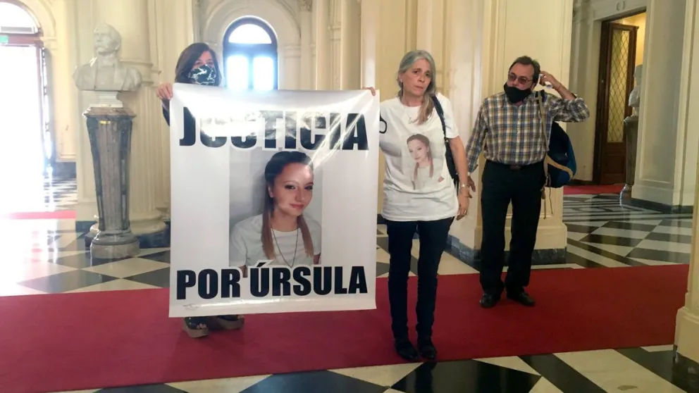 Alberto Fernández recibió a la familia de Úrsula en Casa Rosada