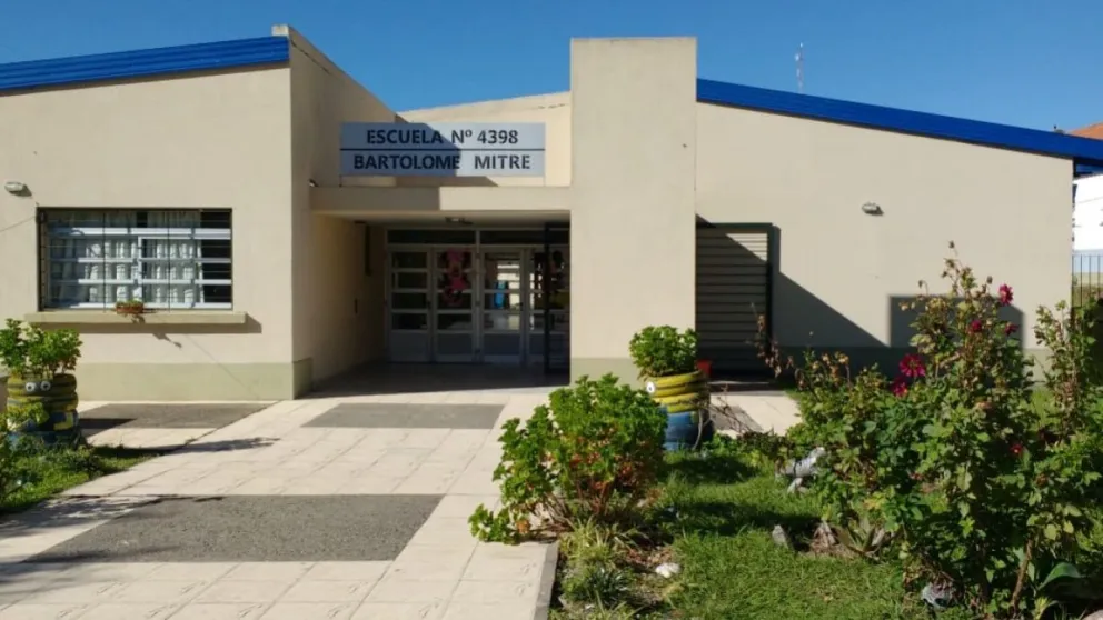 Escuela Bartolomé Mitre en Campo Quijano. Fuente: (Twitter)