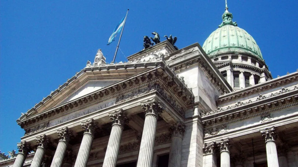 Para igualar a un legislador que cobra $500.000 la mayoria de los salteños necesitan 9 meses de trabajo constante