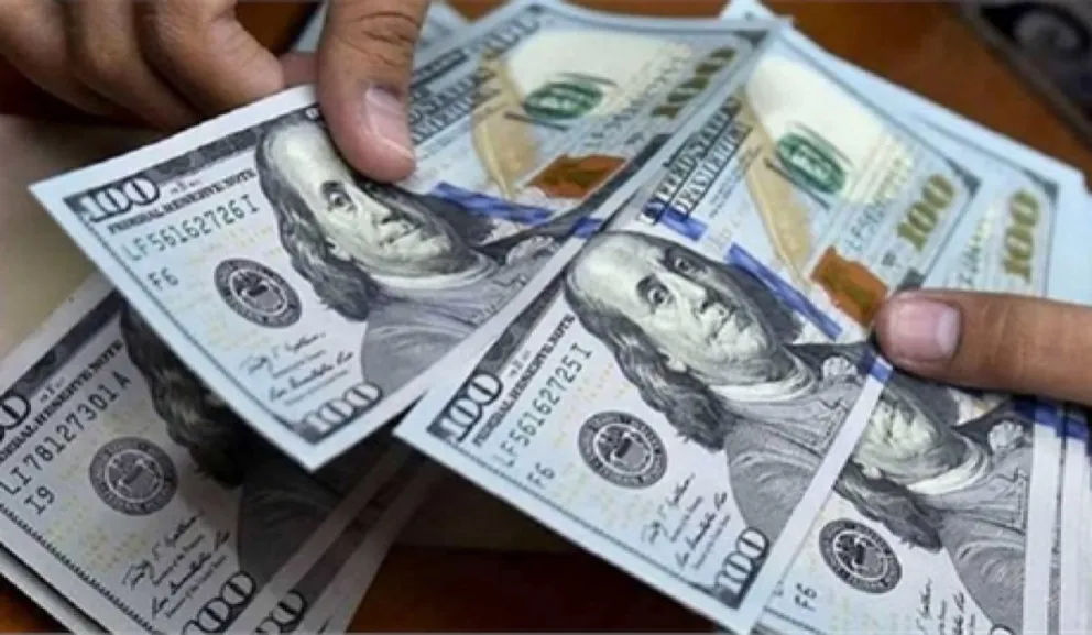 Dólar. Fuente: (Twitter)