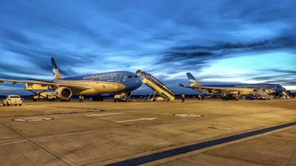 Restringen los viajes oficiales para racionalizar el gasto público
