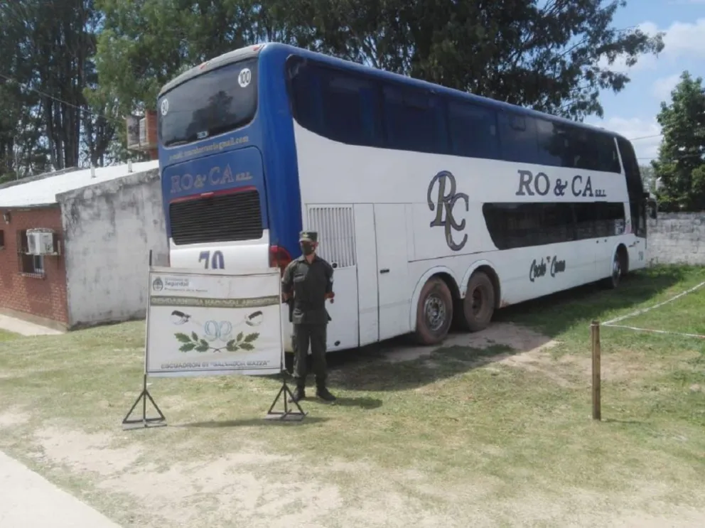 Gendarmería Nacional interceptó un ómnibus que iba a ser pasado de contrabando a Bolivia