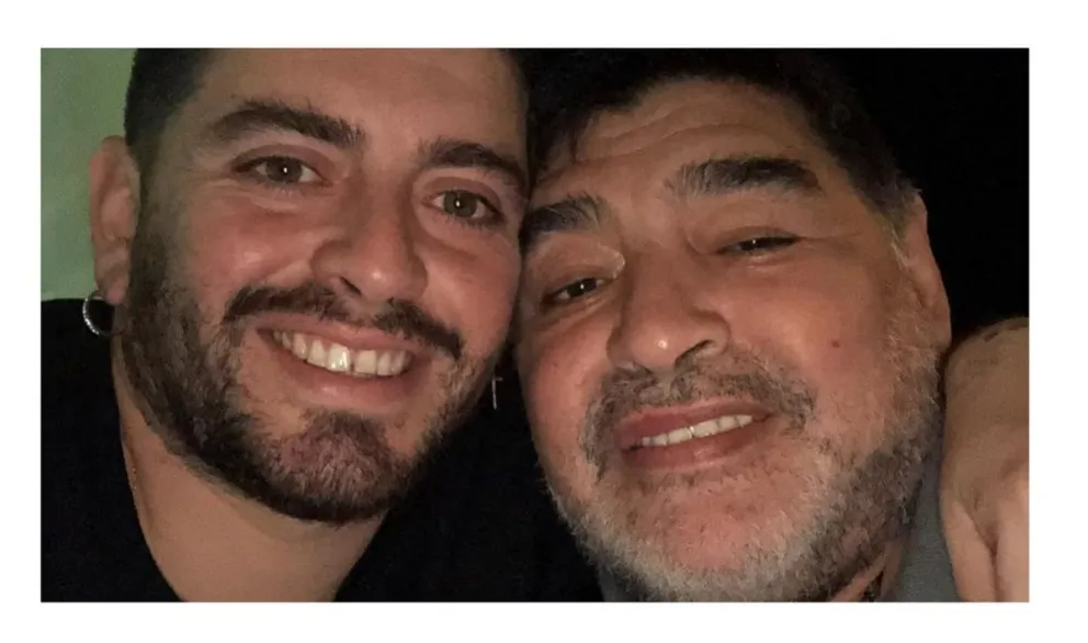 Diego Jr y Diego Maradona. Fuente (Instagram)