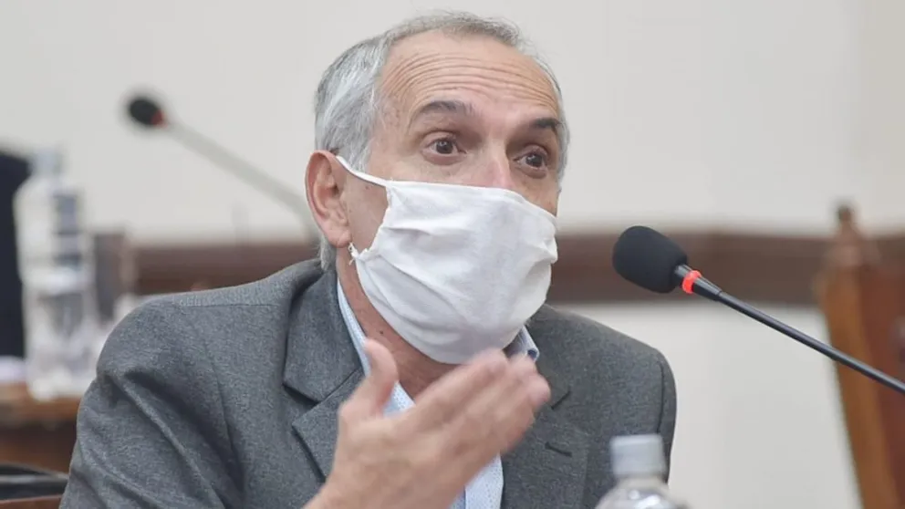 La Comisión de Obras Públicas decidió destituir del puesto a su presidente, José Gauffín