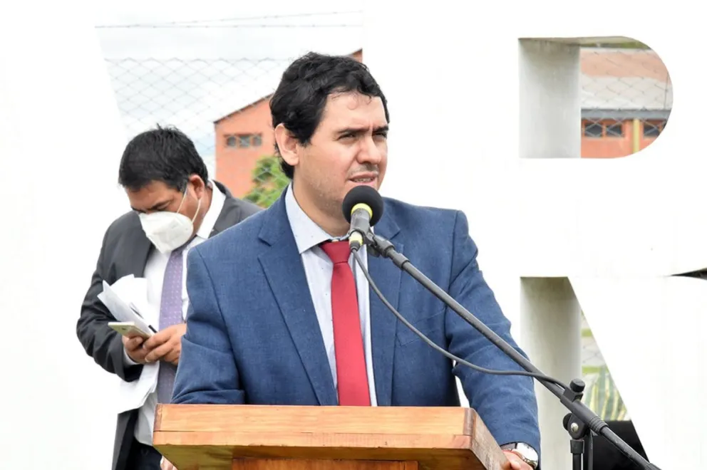 Gustavo Solís