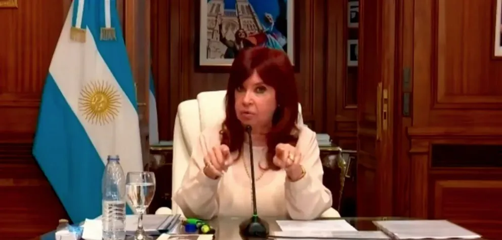 Cristina Kirchner contra los jueces: "No les voy a pedir sobreseimiento, les voy a pedir que apliquen la Constitución"
