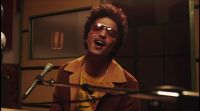 Bruno Mars lanzó nueva música tras largo tiempo de ausencia y sus fans revolucionan todo