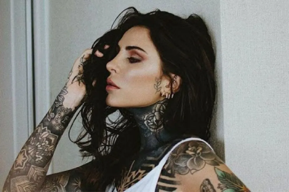 El llamativo look de Cande Tinelli que dejó expuestos sus tatuajes