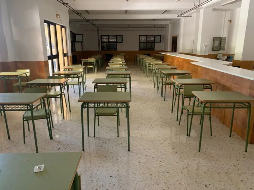 Aula vacía. Fuente: (Twitter)