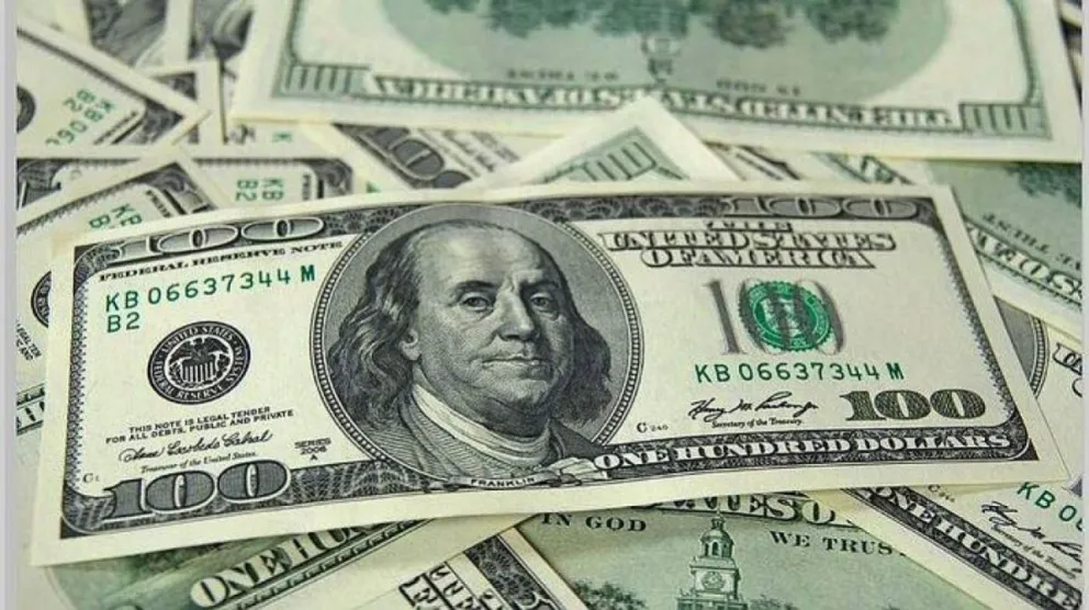 Dólar. Fuente: (Twitter)