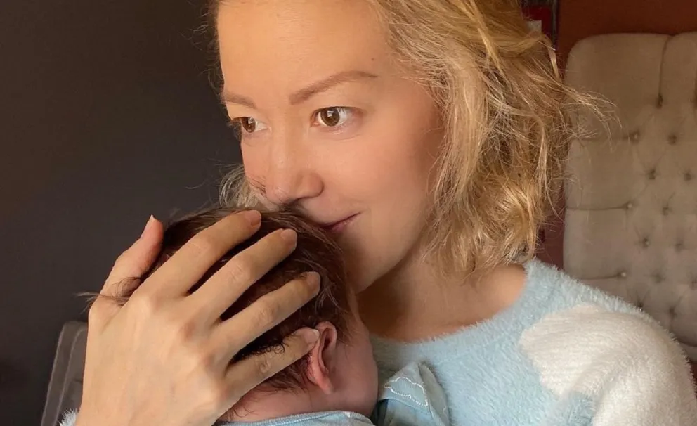 Fernanda Castillo y su bebé